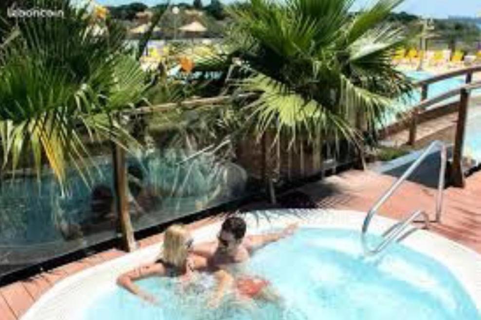 Camping 4 Etoiles Le Lac Des Reves Perols Ngoại thất bức ảnh
